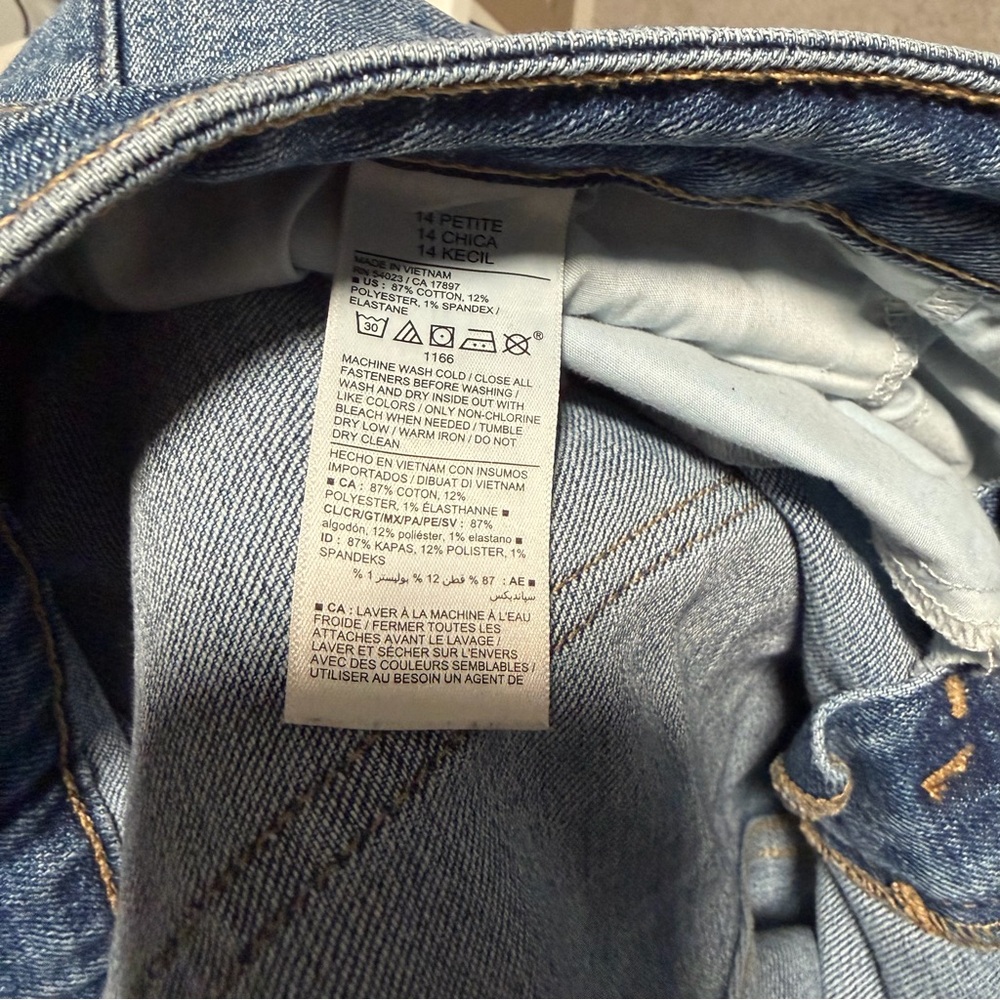 High-Waisted O.G. Straight Side-Slit Ankle Jeans for Women Size 14 Petite Jeans - Picture 6 of 8